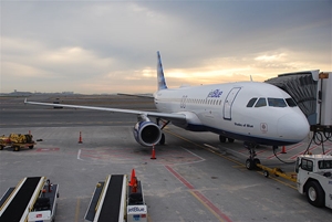 Apple Pay will be available on all JetBlue flights by June.