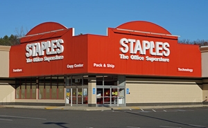 Staples is one of the latest retailers to being offering Apple Pay support.